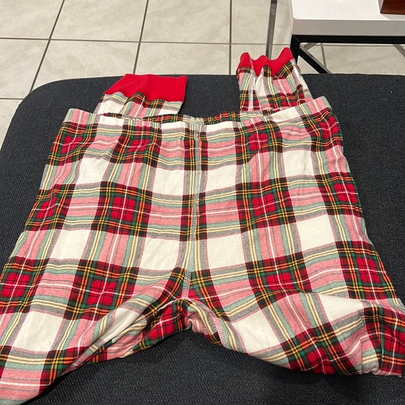 Hannah Andersson holiday pajamas Christmas plaid - Picture 1 of 1